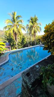 4 Amigos El Zonte - 1