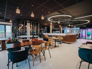 Greet Hotel Brest Aéroport - 8