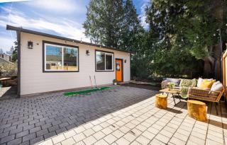 2025 Built Single-Level 2BR Serene Home with 2 AC - 9