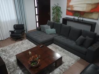 Sobrado luxuoso próximo ao vaca brava - 7