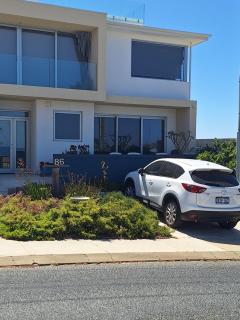 Sorrento Bluewater Apartment - 8