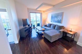 Super Quiet Apartment In Full Service Bldg near UCLA - 8