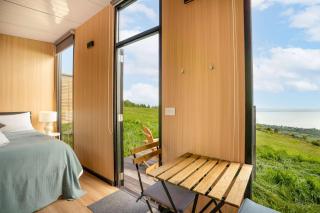 Black Horse Cabin 3 by Tiny Away - 5