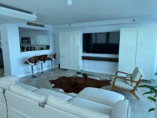 Beachfront two story apartment - 3