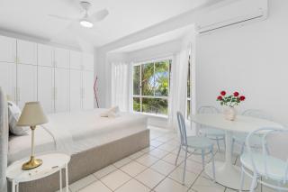 6BR Water front Family Haven Pool Private Jetty - 4