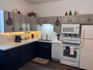 Relaxing Townhouse Downtown Dubuque - 6