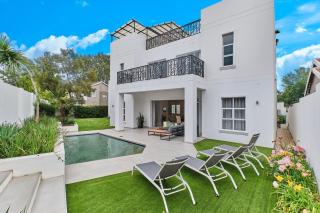 Contemporary Sandton 4bed-Villa, Rooftop Views, Solar-Inverter and Battery - 8