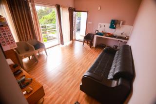 Aarrreas Valley view homestay Kodai - 2