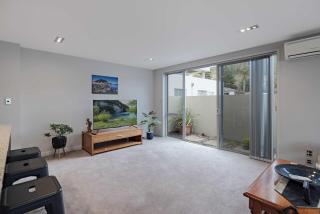 Spacious apartment downtown the Mall - 1