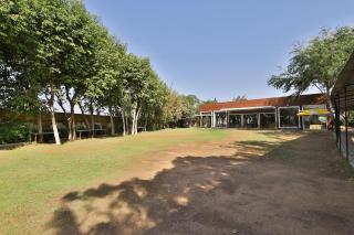 Collection O Vadodara Airport Formerly Milan Party Hall - 4