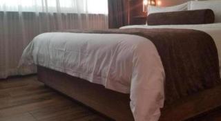 James Joyce Coffetel Baoding Railway Station - 2