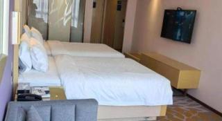 Lavande Hotels· Yueyang Linxiang Zhongfa - 5