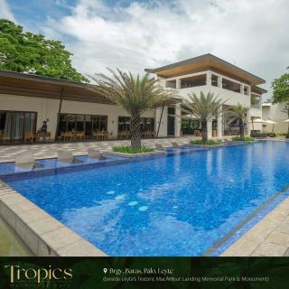 The Tropics at MacArthur Park - 0