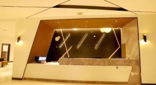 IU Hotel Xianning Railway Station - 1