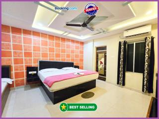 PRIME LOCATION - Near Swargadwar Sea Beach - Bengali market -HOTEL DAMODAR PALACE- PURI - Lift-Parking - Restaurant - 0