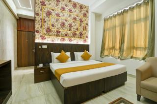 Hotel The MG Road Near Sikanderpur Metro - Gurgaon - 1