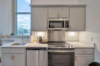 10Unit Cozy Loft w Free Parking Med District - 7