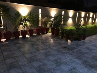 Capital Grace Guest House - 9