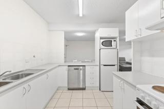 Ground floor quiet garden balcony heated pool at 223 Sandcastles - Coffs Harbour - 6