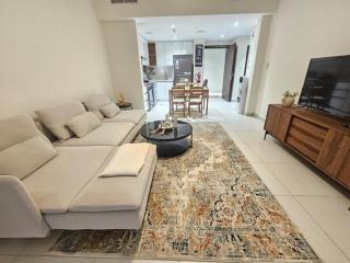 Stylish 1-Bedroom Haven in Reflection Tower B - 4