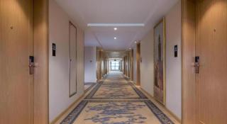 Vienna Hotel Zhengzhou East High-Speed Railway Station - 8