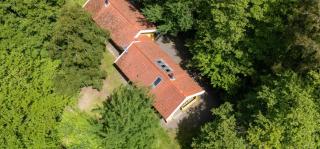 Cozy And Modern Holiday Home In The Woods - 6