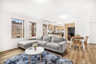 City Oasis: 2B2B Near Central with Car Space - 0