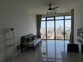 Beacon Executive Suites with Infinity Pool by BNB4U - 0