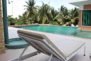 Nana Chat Bangsaen Hotel - 9