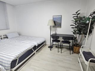 #성수 #13-bed #4-room #서울숲 #KSPO #명동 #동대문 - 8