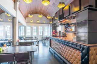 NYC Manhattan Suites - 8