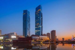 Dongwu New Century Grand Hotel Huzhou - 9