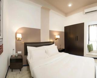 BedChambers Suites Near Sector 29, Gurgaon - 3