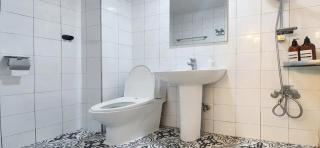 Cozy home Hapjeong Hongdae, parking available, negotiable - 6