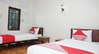 OYO 2410 Intan Hotel - 5