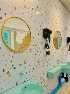 Easy Monday Capsule Hotel Bangkok - 6