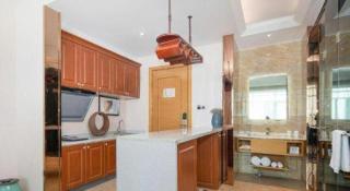 Metropolo Hotel Yining Development Zone Hanma Building - 1