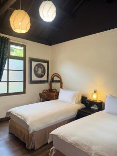 Naval bureaucracy - 8