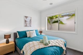 Palms by the sea - 3