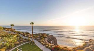 Dolphin Bay Resort and Spa - 3