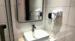 GreenTree Inn Langfang GuanGYAng District GuanGYAng Road City Government Express Hotel - 6