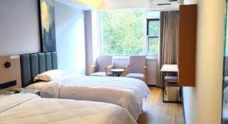 GreenTree Inn Langfang GuanGYAng District GuanGYAng Road City Government Express Hotel - 4