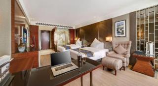 Echeng Hotel Wuhan Optics Valley Square Yangjiawan Metro Station - 4