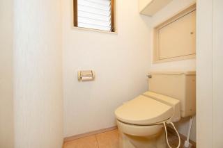 100 m from Nihonbashi Station, 160 square meters rare property Large living room & kitchen with 4 toilets and 3 bathrooms, within walking distance of Namba and Shinsaibashi - 9