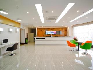 Vatica HeFei Baishuiba BHG Hotel - 4