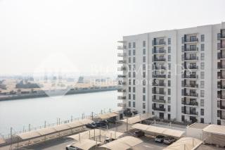 Bloomfields Unique 1BR Water's Edge - 2