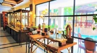 Yusro Hotel Restaurant & Convention - 1