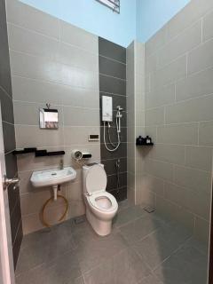 峇株巴辖皇子城现代简约风格民宿 - 6