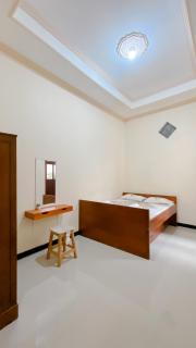 Guest House Griya Mundu Kerten - 2