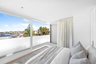 Tamarama Wave House LH Luxe - 4